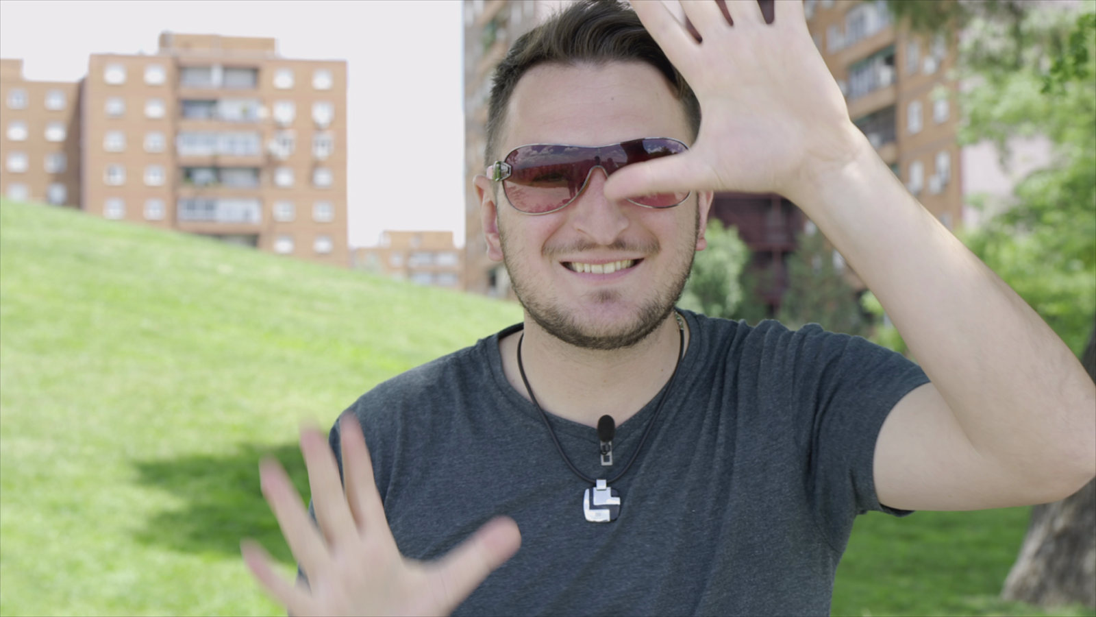 Álvaro Casares: Humorista gracias a las redes sociales