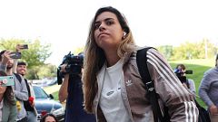 Las jugadoras de la selección citadas en Madrid llegan al hotel de concentración