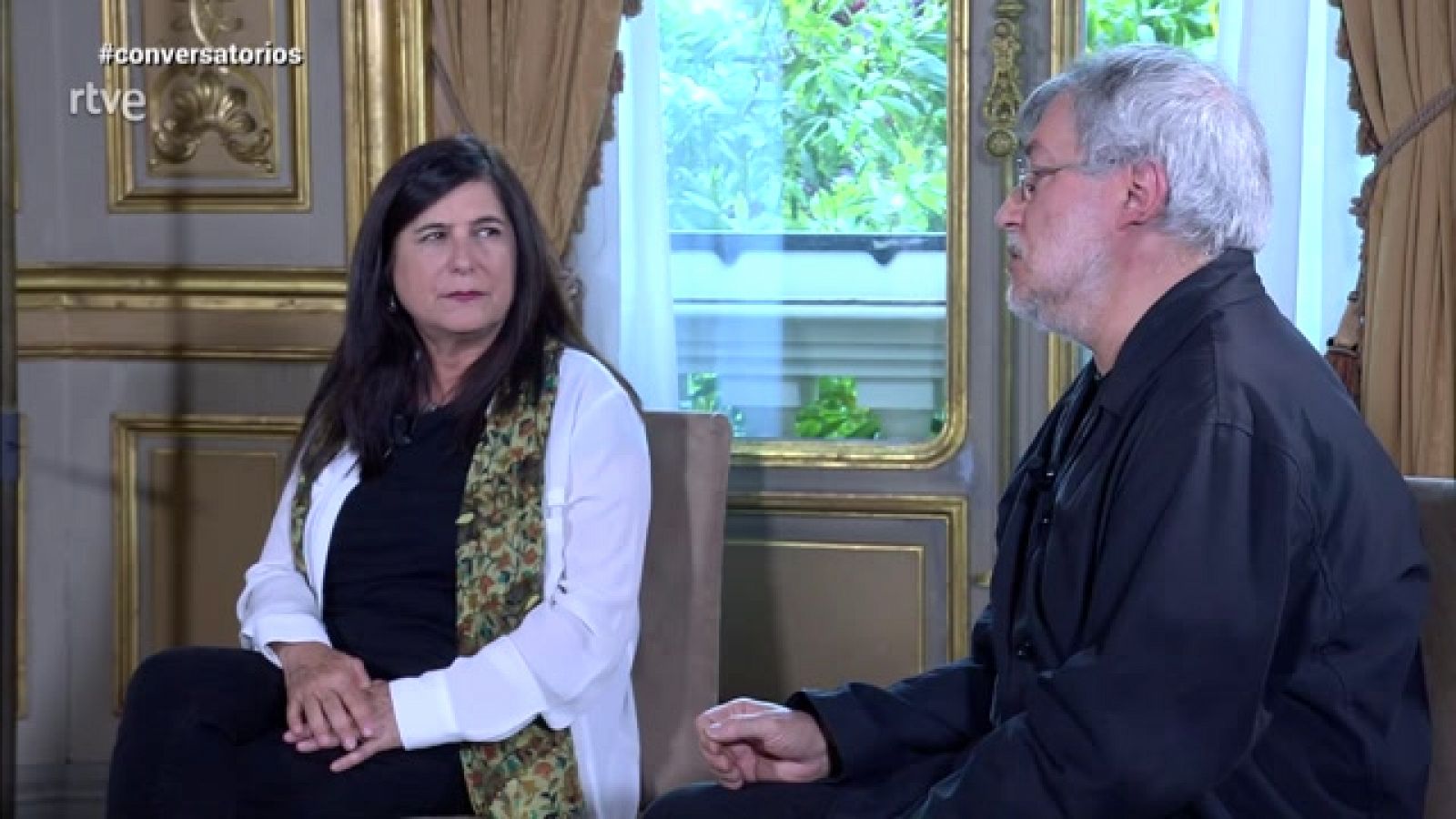 Conversatorios en Casa de América - Delia Ackerman (documentalista) y Jorge Riechmann (guionista) - ver ahora