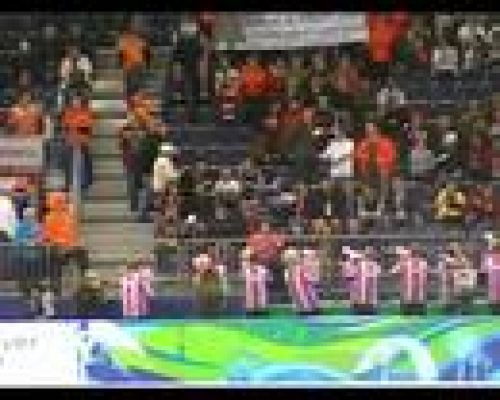  - La banda holandesa ameniza