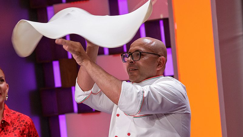 Increble! No te pierdas este espectculo de pizza acrobtica