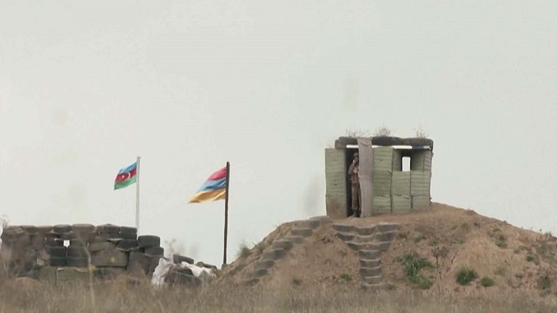 Azerbaiyán permite entrar a la ayuda humanitaria en el Nagorno Karabaj