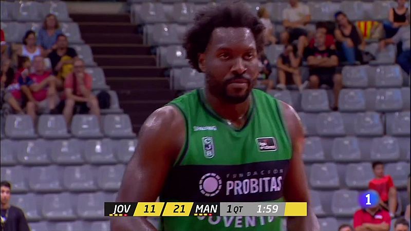 Onuaku, el jugador del Joventut que ha recuperado el tiro de cuchara - ver ahora