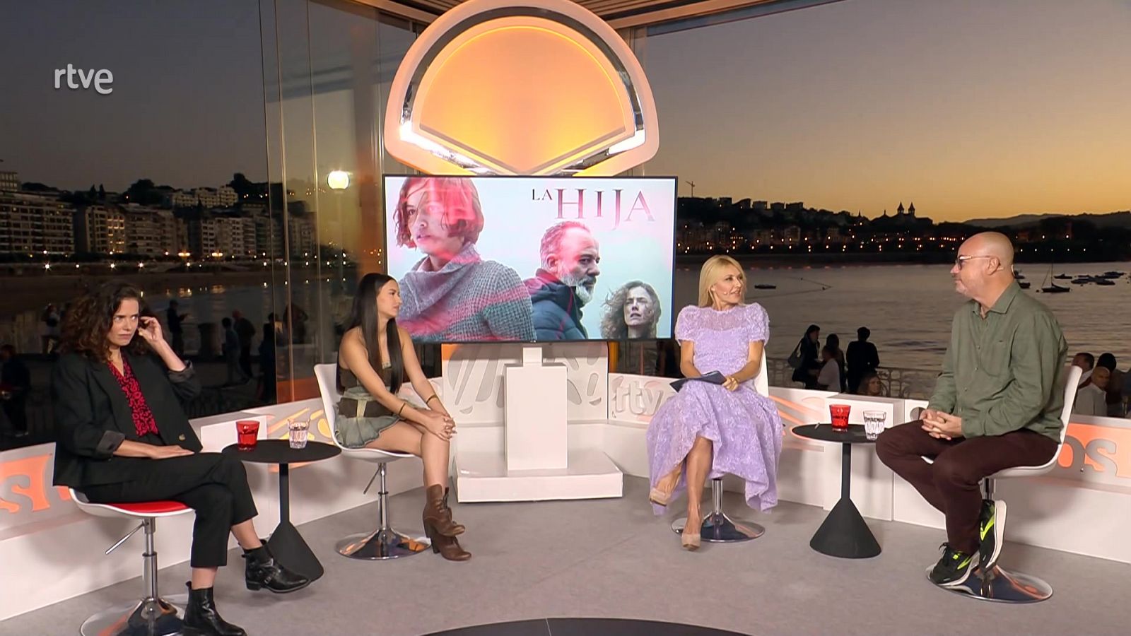 Versión española - Coloquio: La hija  - ver ahora