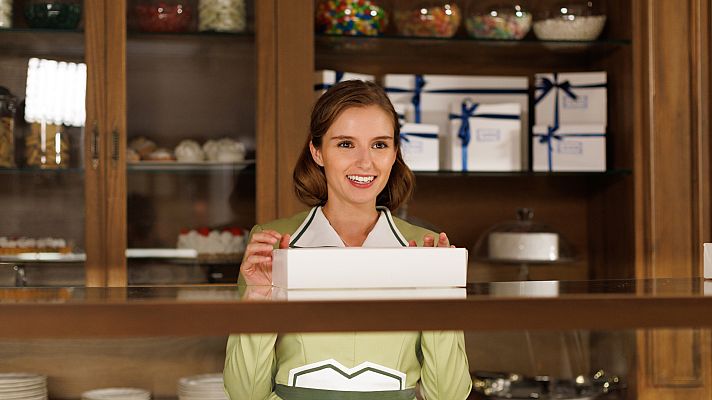 Salón de té La Moderna - Don Fermín contrata a Matilde como dependienta