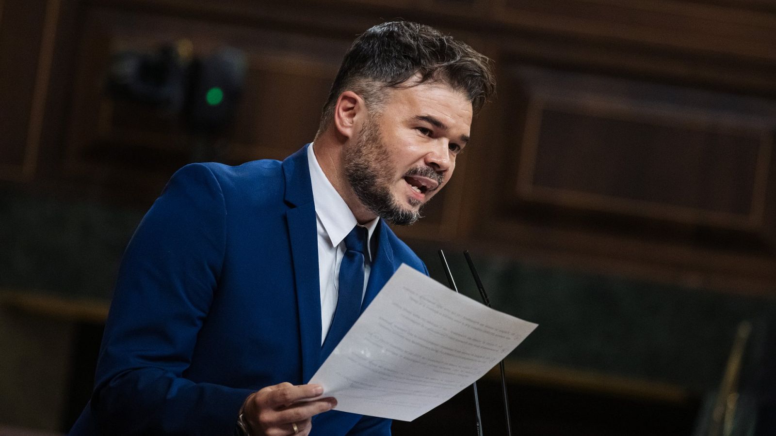 Gabriel Rufián (ERC) replica a Feijóo durante el debate de investidura