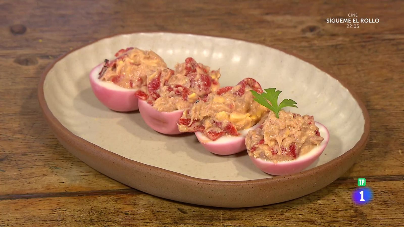 Receta de huevos rellenos saludables sin sal de la chef Marta Verona