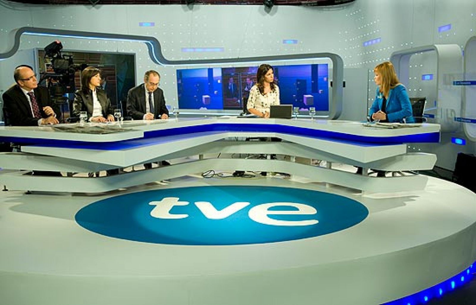 Pajín: "Rajoy es incapaz de arrimar el hombro"