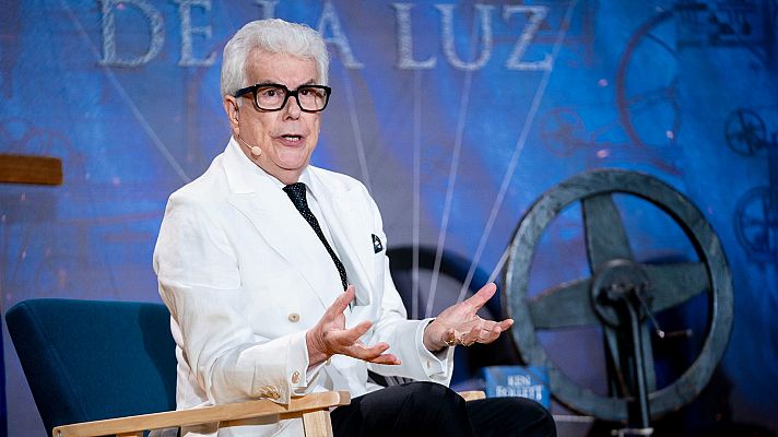 Telediario 1 - Ken Follet cierra la saga de los Pilares de la Tierra