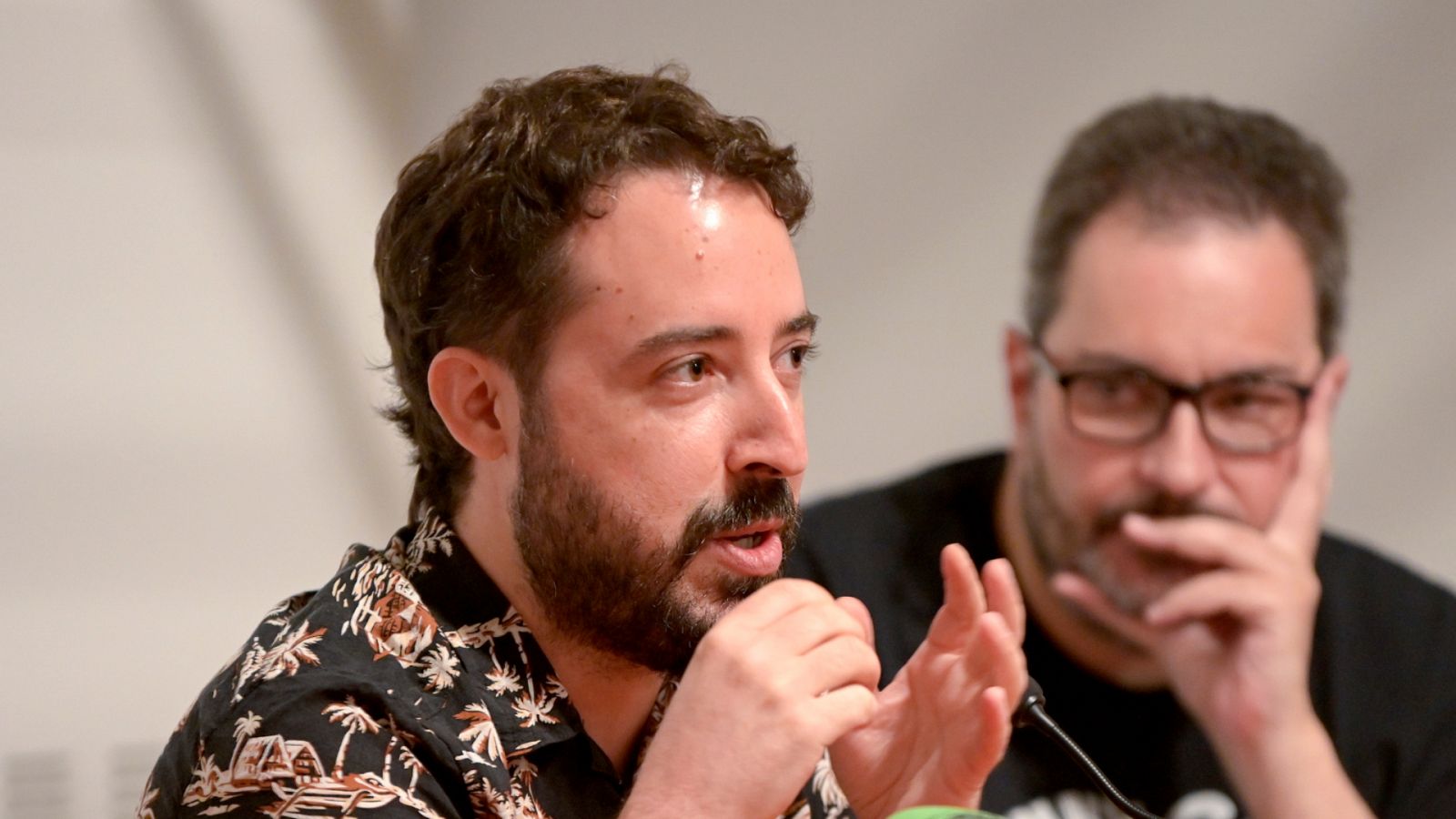 El Premio Nacional del Cómic Borja González presenta 'El pájaro y la serpiente'