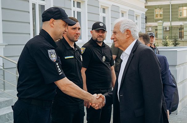 Borrell realiza un viaje sorpresa a Odesa y reitera el apoyo de la UE a Ucrania