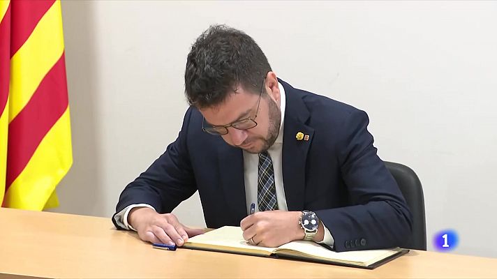 L'Informatiu - Institucions, partits i entitats commemoren el 6è aniversari de l'1-O