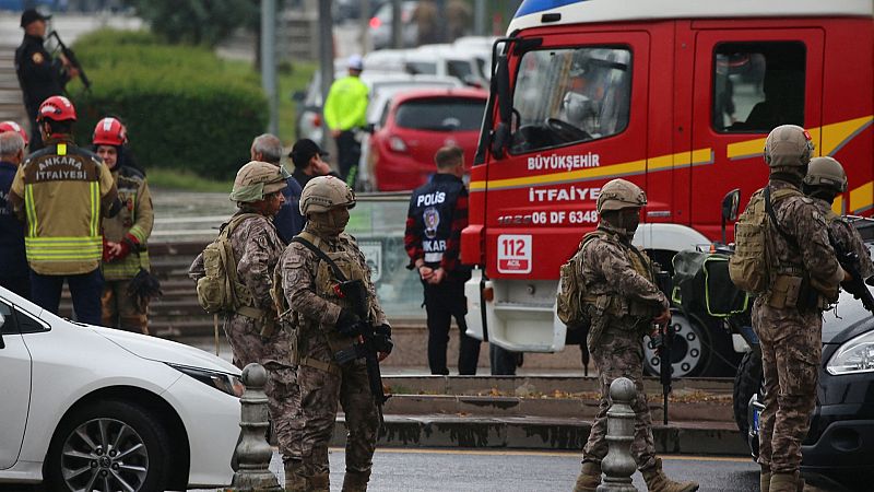 Atentado suicida frente al Ministerio del Interior turco en Ankara