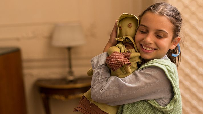 Salón de té La Moderna - ¡Clarita ha aparecido viva!