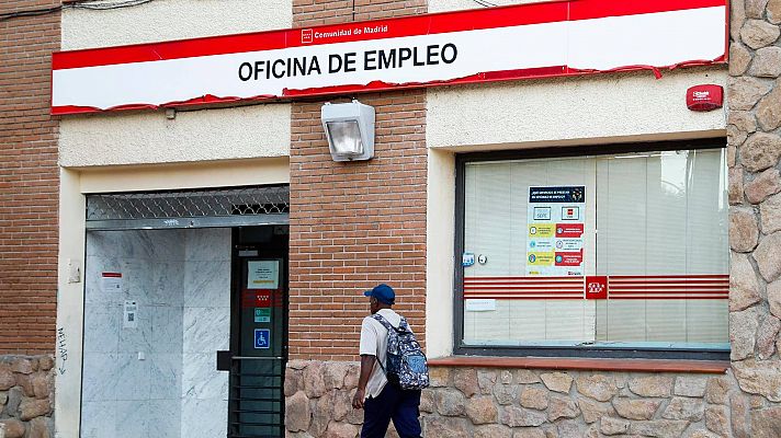 España suma 19.768 parados en septiembre por el fin de la temporada turística pese a crear 18.295 empleos