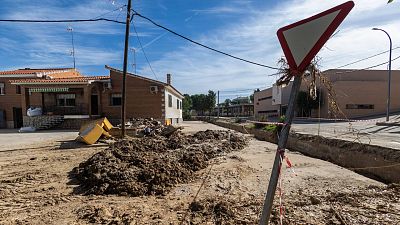 Un mes despus de la DANA, la normalidad no llega a los pueblos ms afectados