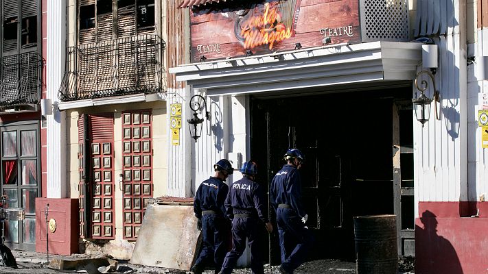 Telediario 2 - Tres días después del incendio en las discotecas de Murcia continúa la investigación