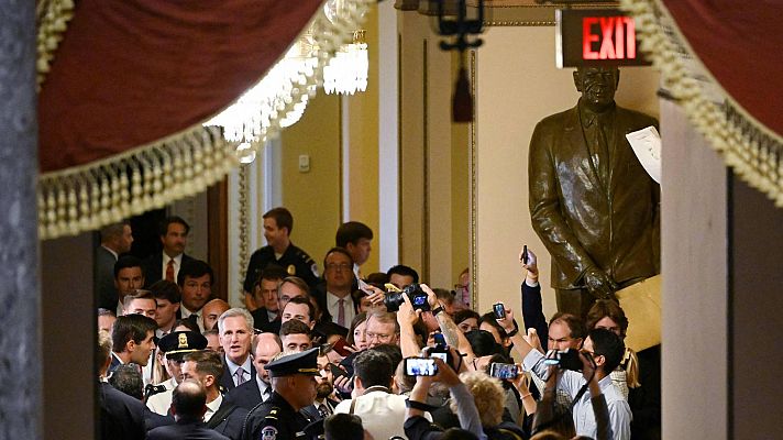 Palomares: la destitución de McCarthy beneficia a Trump