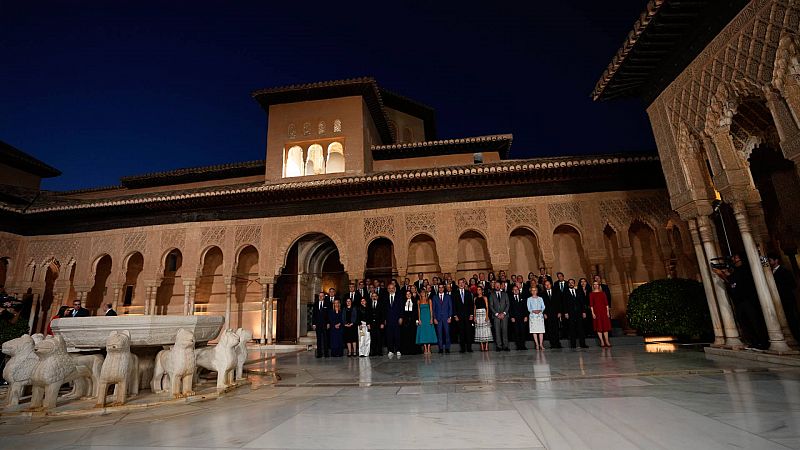 Los lderes europeos de la cumbre de Granada recorren las estancias con ms historia de la Alhambra 