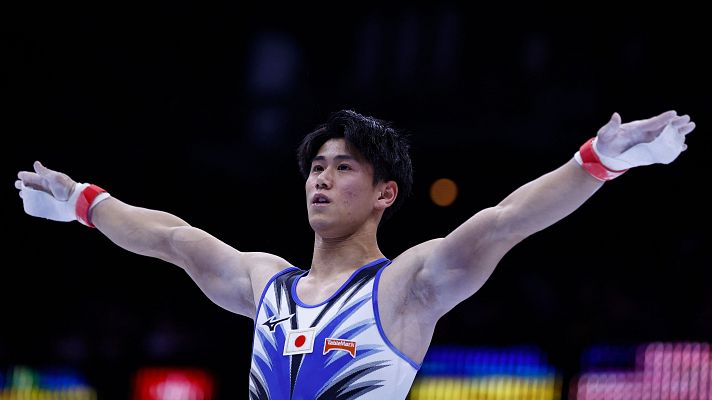 Gimnasia artística - Daiki Hashimoto revalida su oro en el concurso individual con el español Diallo 20º