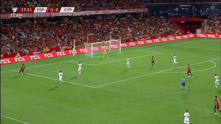 Telediario Matinal - De la Fuente da a conocer este viernes a los 23 de la selección española contra Escocia y Noruega