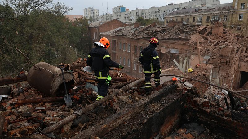 Un nuevo ataque ruso mata a dos personas en Járkov