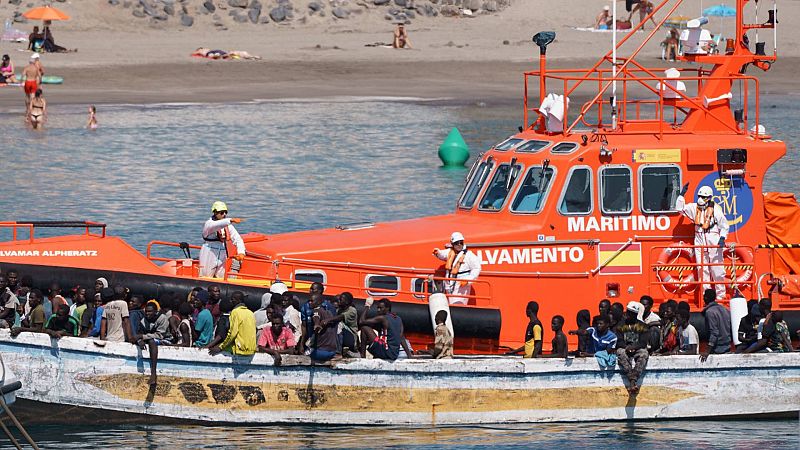 Canarias pide ayuda ante la crisis migratoria, mientras que las normas que plantea Europa no convencen a las ONG