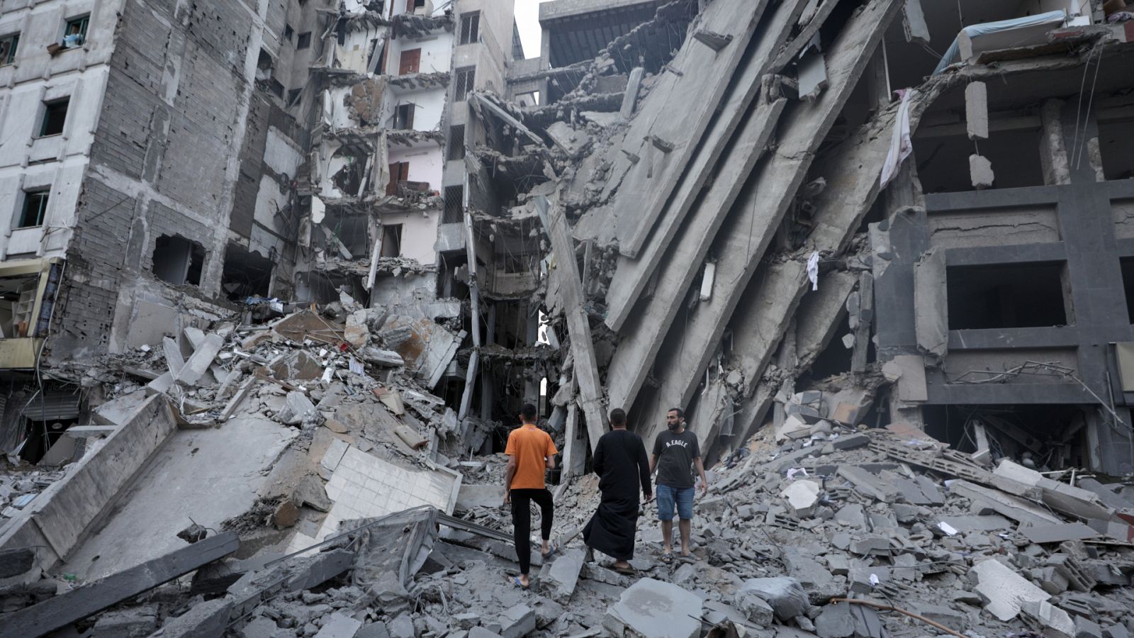 Israel mantiene los bombardeos aéreos sobre la Franja de Gaza