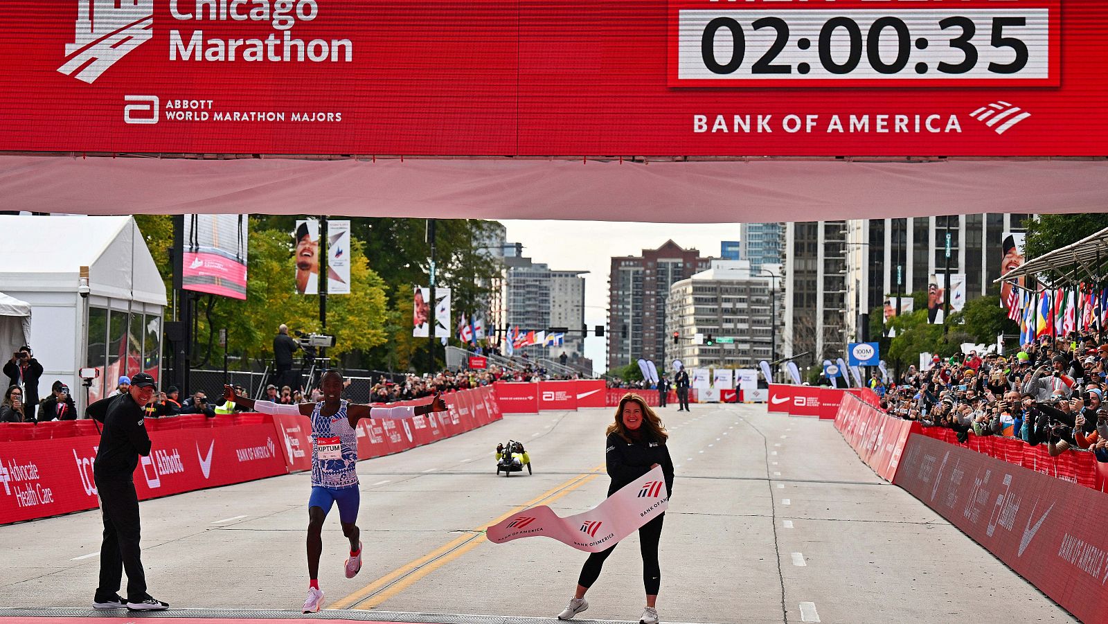 Kelvin Kiptum bate en Chicago el récord del mundo de Maratón - ver ahora