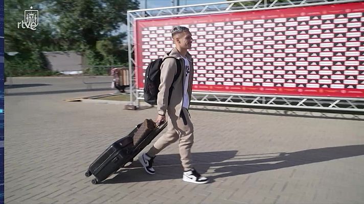 Telediario 1 - España se concentra con un ilusionado Bryan Zaragoza