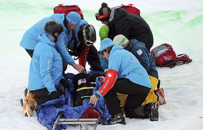 La snowboarder Queralt Castellet no pudo participar en la final de Half pipe pese a haberse clasificado entre las tres mejores por culpa del accidente sufrido en un entrenamiento previo a la final. Castellet fue traslada al hospital porque el golpe e