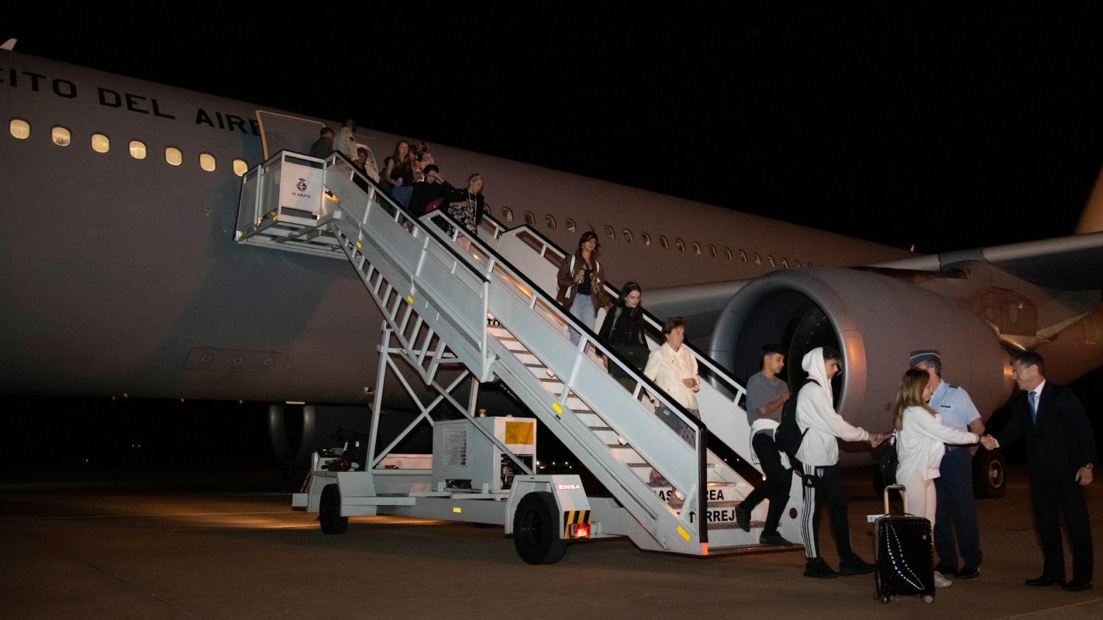 Llegan a España más de 200 personas que estaban en Israel de viaje de trabajo o por turismo