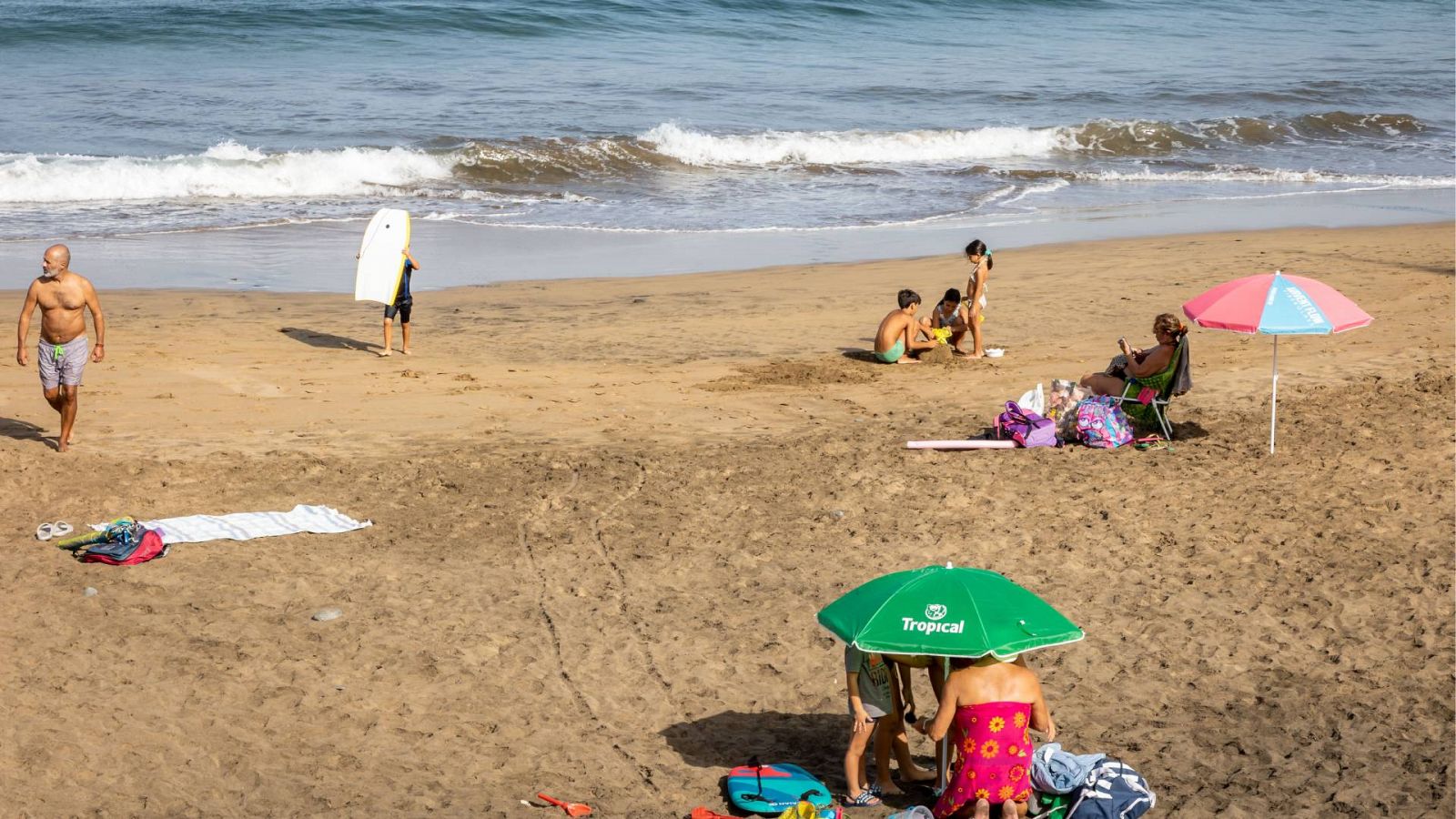 El tiempo sigue estable y las temperaturas altas en Canarias