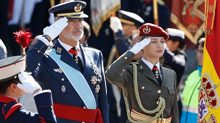 Los reyes presiden el 12-O marcado por el estreno de Leonor