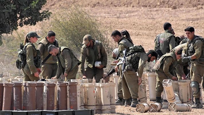 Los movimientos militares no cesan en los alrededores de la Franja de Gaza