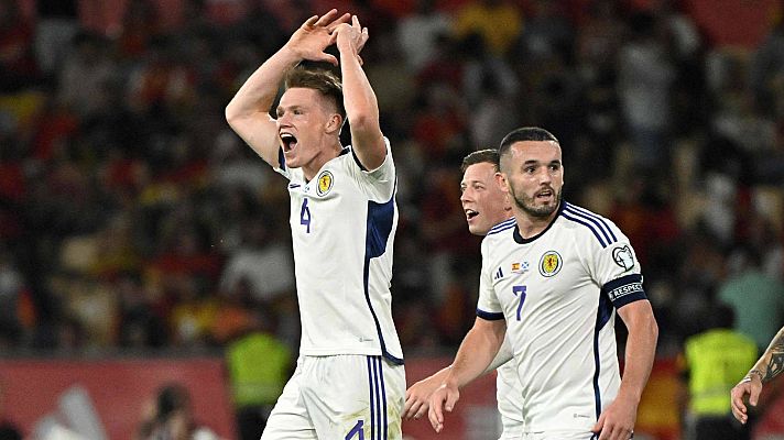 España se lleva un gran susto: golazo de McTominay anulado