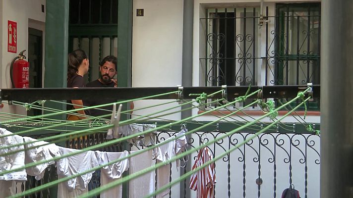 Comando Actualidad - Habitaciones a precio de pisos