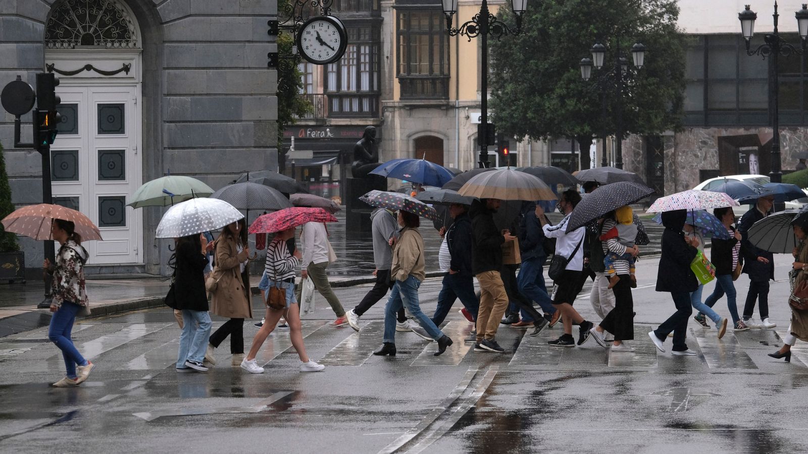 Lluvias fuertes en Cataluña y Baleares y calor en Canarias