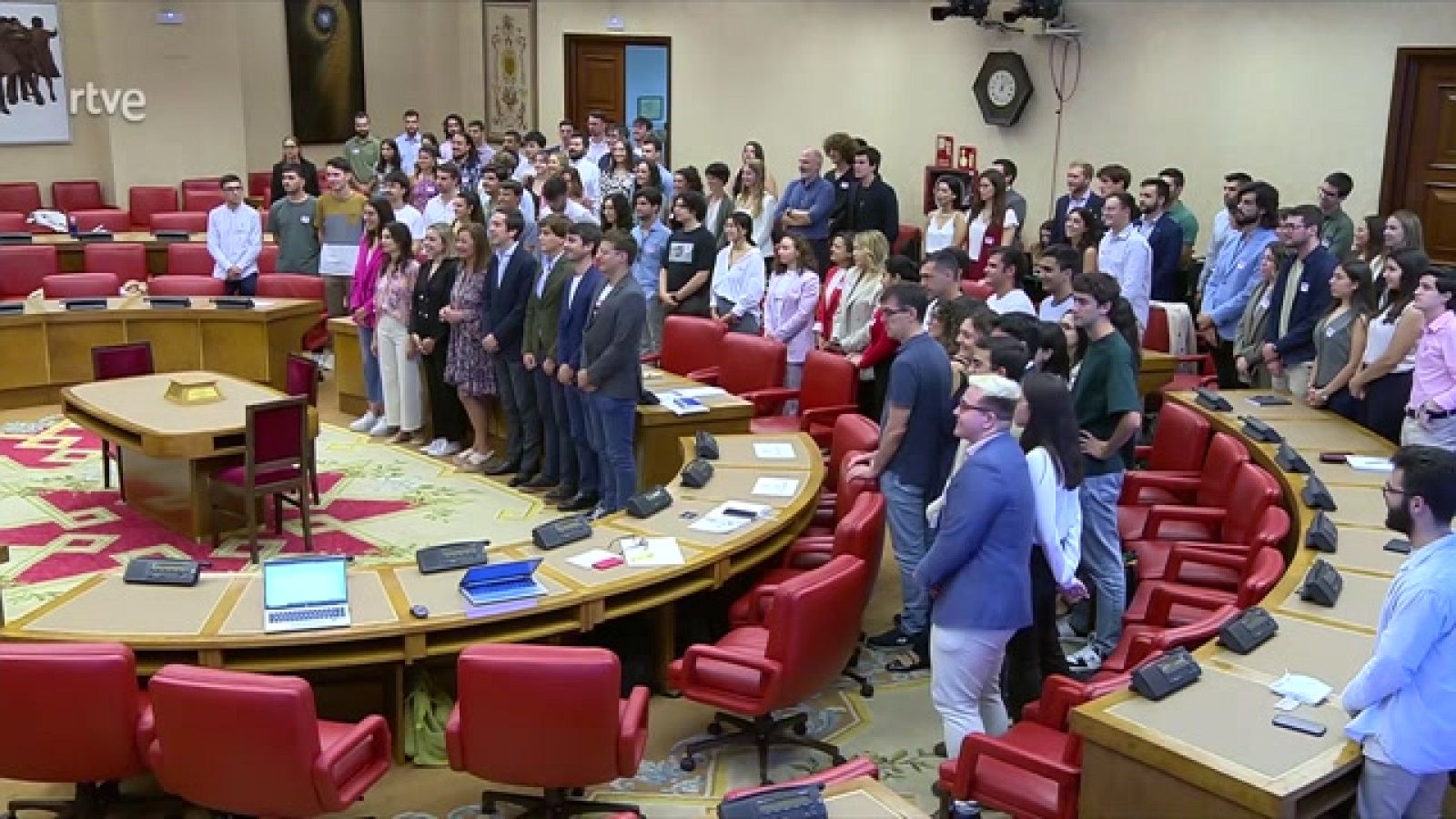 Parlamento - El reportaje - La voz de los más jóvenes en el Congreso - 14/10/2023