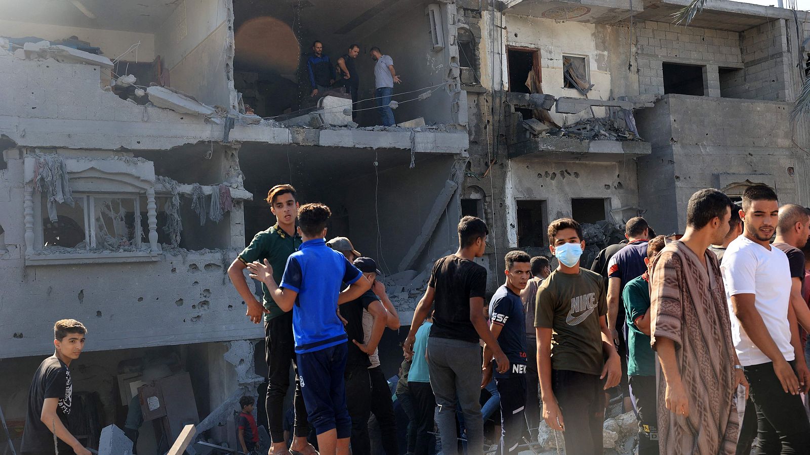 Gaza busca supervivientes entre los escombros de los bombardeos israelís