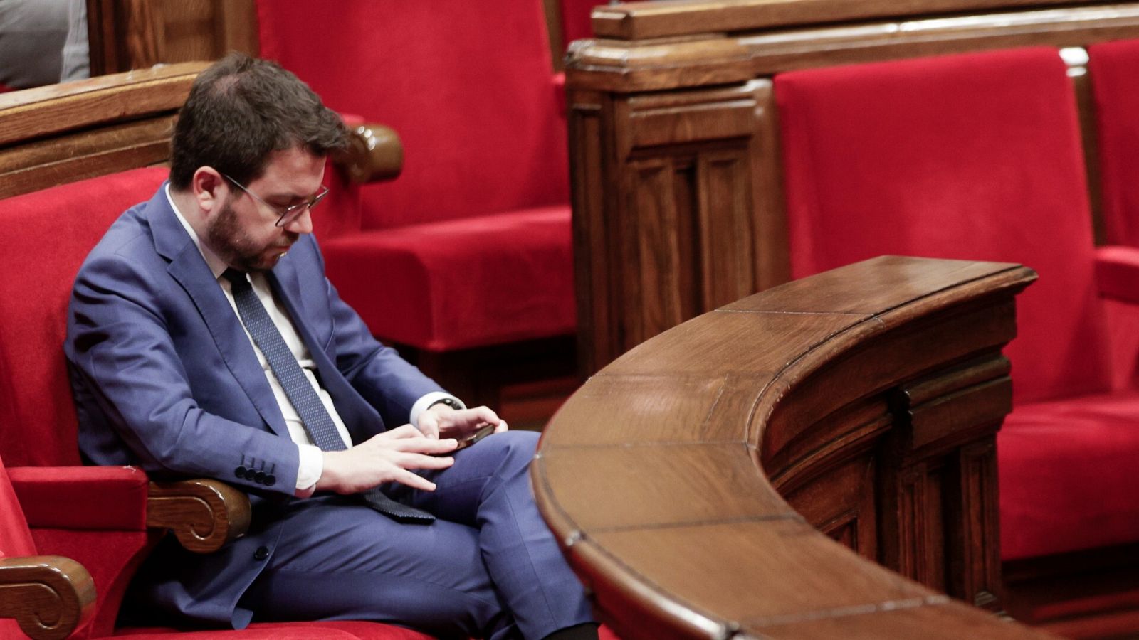 Un juez de Barcelona imputa a la exdirectora del CNI por el espionaje a Aragonès con Pegasus | Ver