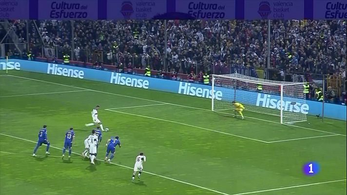 Telediario 1 - Cristiano Ronaldo alcanza los 40 goles en 2023, más que Haaland y Mbappé