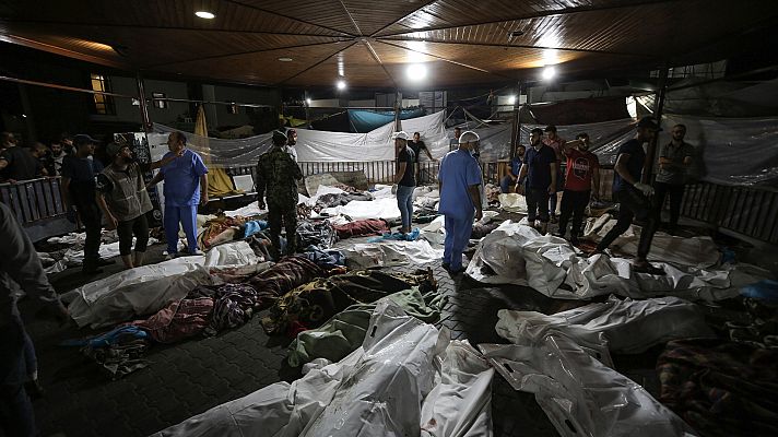 Al menos 500 muertos y cientos de heridos en un bombardeo a un hospital en Gaza