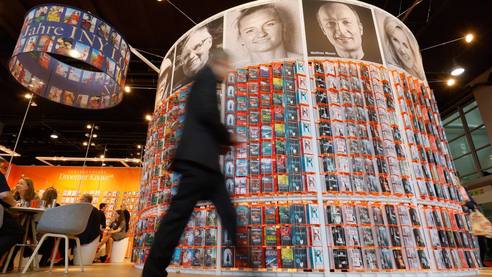 La tensión por la guerra en Gaza salpica a la Feria del Libro de Fráncfort | Ver