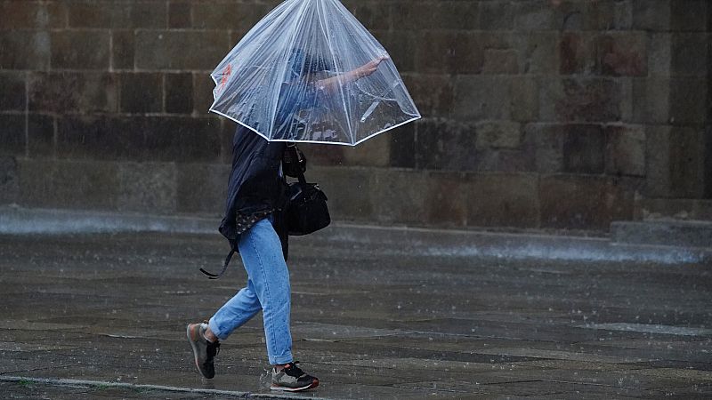 Precipitaciones localmente fuertes y/o persistentes en amplias zonas de la mitad sur peninsular, noroeste y Pirineos - ver ahora