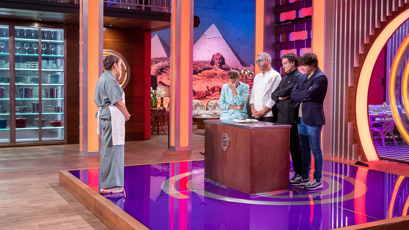 ¡Toñi Moreno presenta los champiñones con tierra! | Ver