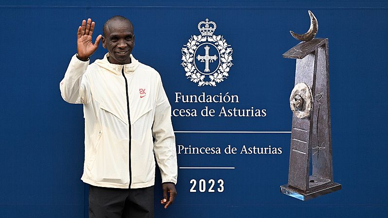 Eliud Kipchoge: "Todos los días tengo la posibilidad más de ir más allá" - ver ahora