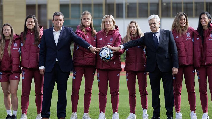 El CSD, la RFEF y las jugadoras de la Selección sientan las bases de un acuerdo histórico