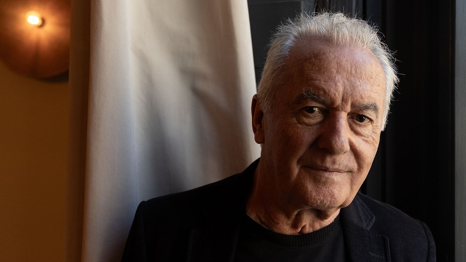 Víctor Manuel, desde sus inicios a la gira por sus 75 años | Ver