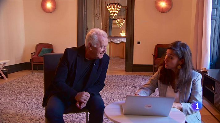 Telediario 1 - Víctor Manuel, desde sus inicios a la gira por sus 75 años